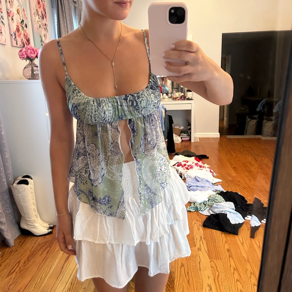 Tiger Mist Paisley printed top - Picture 7 of 8